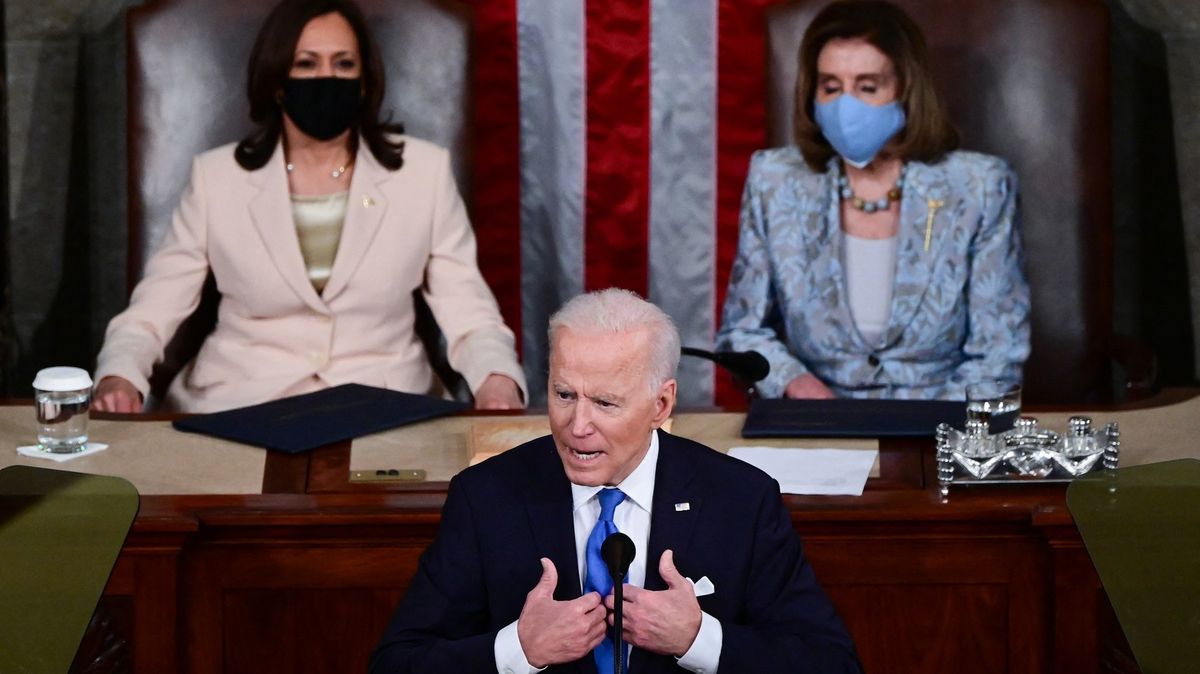 Biden mluvil v Kongresu. Zmínil úspěšné očkování i napjaté vztahy s Čínou